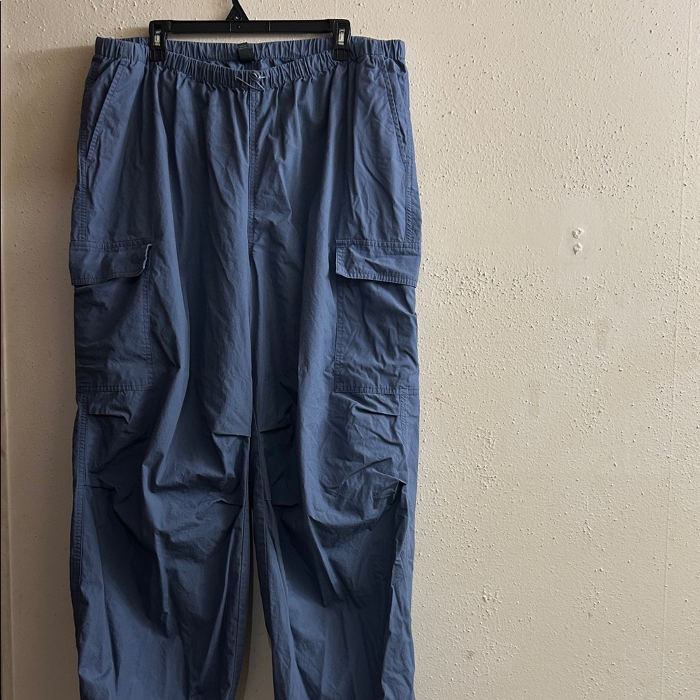 Woman’s Blue Cargo Pants